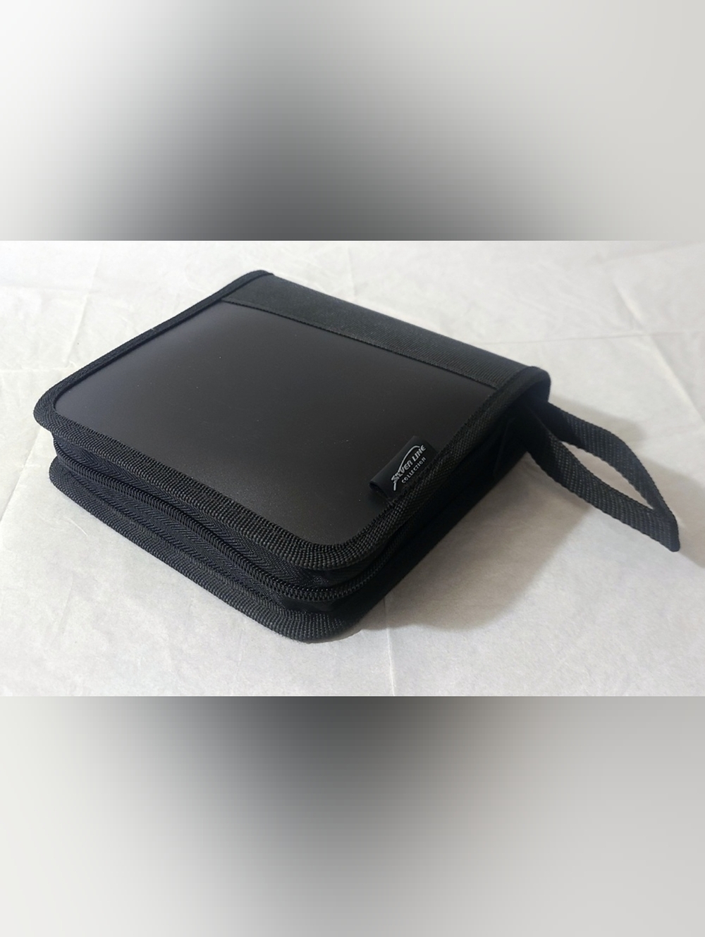 28 CD DVD Zippered Wallet Storage Holder Case  Binder